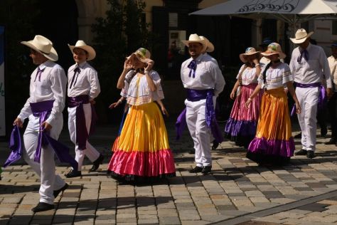 COFA 2025 mimohod Varazdin 18 20250716.jpg