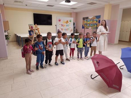 Osnovna skola Petrijanec prvi dan skole prvasici 2 20250909.jpg