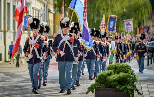 Susret povijesnih postrojbi Grad Varazdin 15 20250914.jpg
