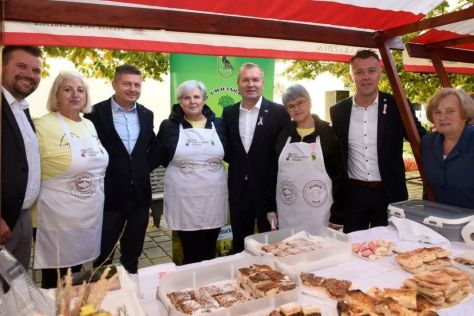 KUD lepoglavski puslek-mlincani kolac-stefica bizek 1.jpg