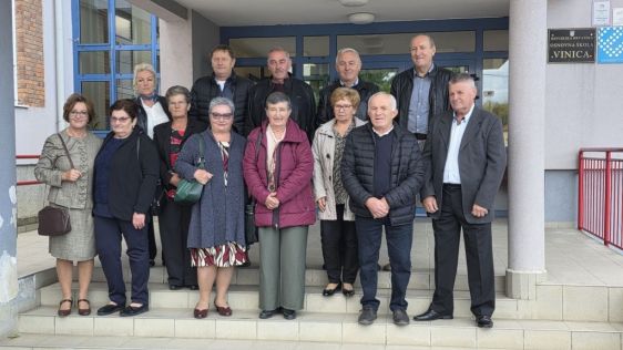 cestica-obljetnica mature 15.jpg