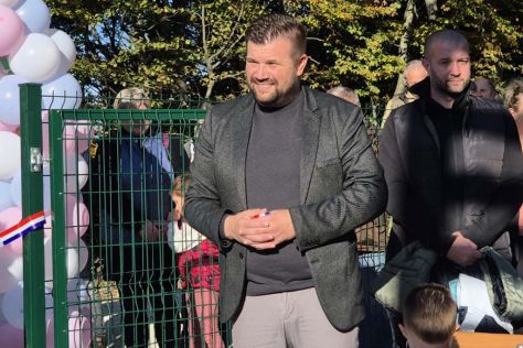 klenovnik-djecje igraliste 15.jpg