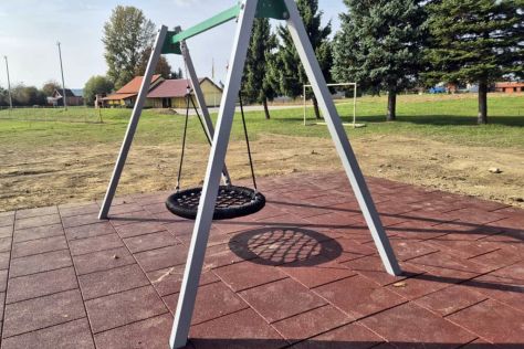 Otvori galeriju otb djecje igraliste 3.jpg