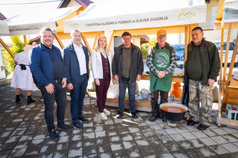 Otvori galeriju Etno_Voca_207.jpg