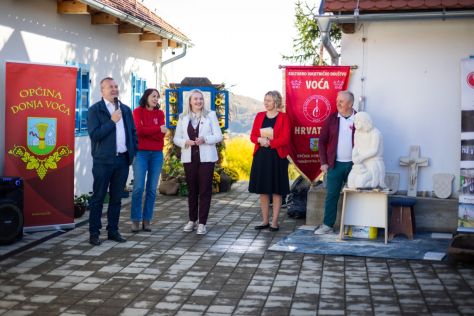 Otvori galeriju Etno_Voca_238.jpg