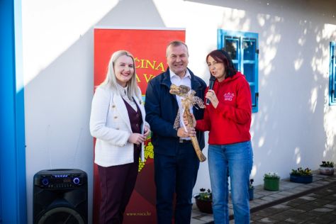 Otvori galeriju Etno_Voca_246.jpg