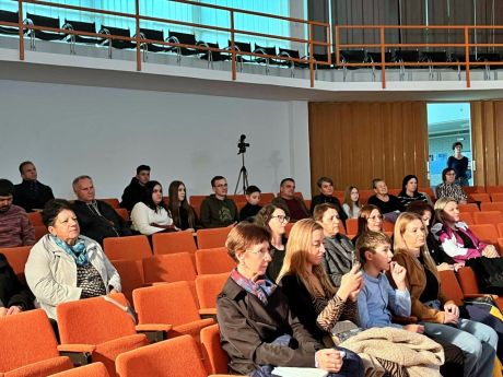 knjizevna vecer ivanec 2.jpg