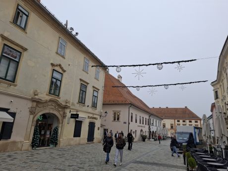 Ukrasavanje Advent Varazdin 6 20251113.jpg