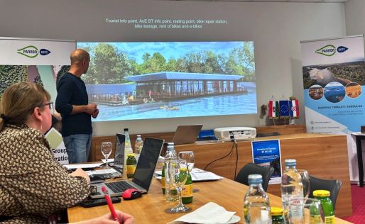 vzz-amazon of europe 7.jpg