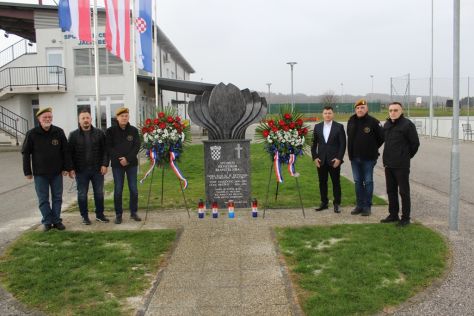 Jalzabet 04 20251118.jpg