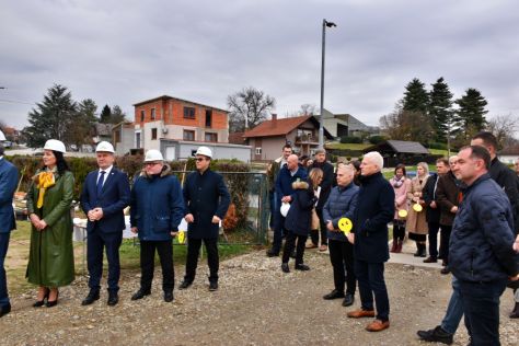 djecji vrtic novi marof-kamen temeljac 15.JPG