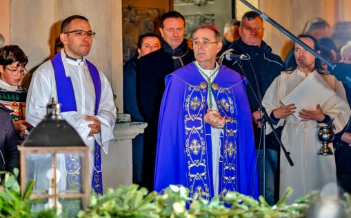 advent vz-prva svijeca 3.jpg