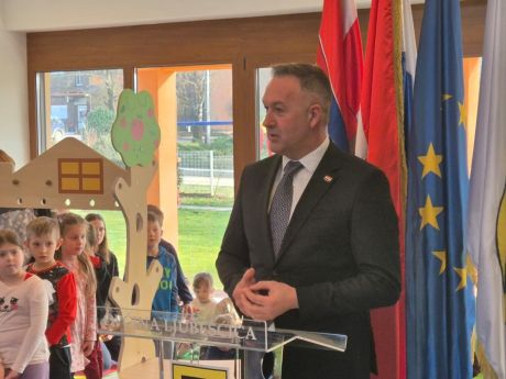 batch_ljubeica - otvorenje vrtia 17.jpg