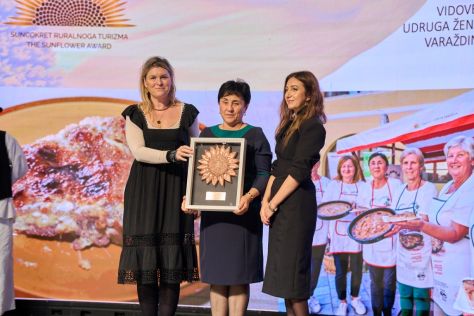 batch_Suncokret 2.jpg