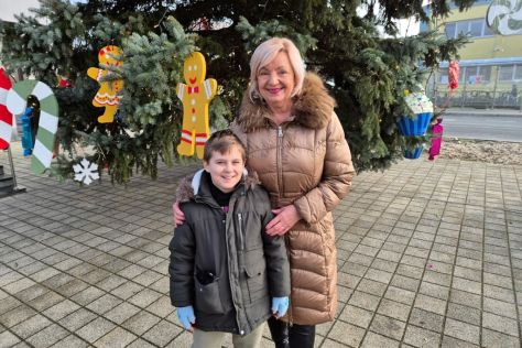 otb ukraseno drvce 10 20251212.jpg