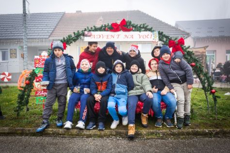 batch_Djedji_advent_Donja_Voca27.jpg