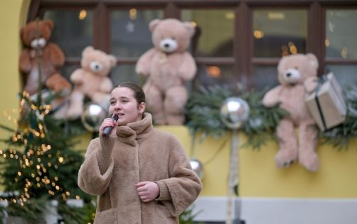 advent_u_atriju_kolaci_sarma_zaklada_vita_2025 26 20251221.jpg