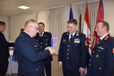 batch_dvd cestica 5.jpg