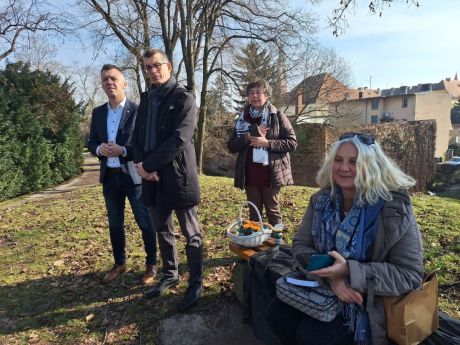 batch_Na kavi s Vrazom 3.jpg