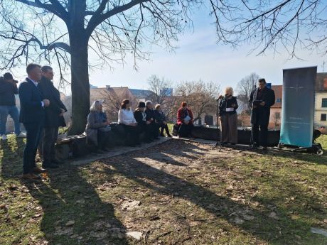 batch_Na kavi s Vrazom 5.jpg