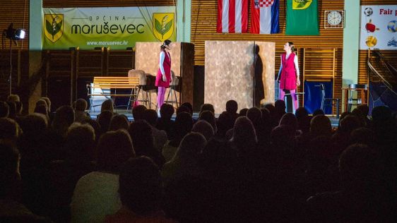 130326-predstava_iva-gloria-marusevec-7-1920x1080 20260317.jpg