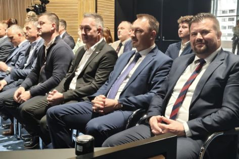 Potpisivanje ugovora 6.jpg