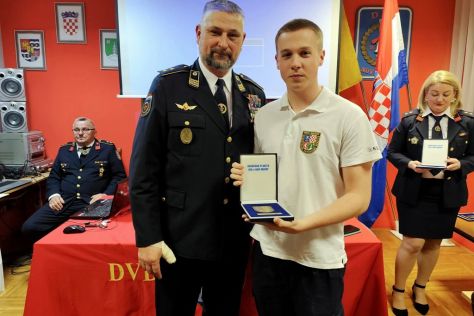 dvd novi marof 8 1.jpg