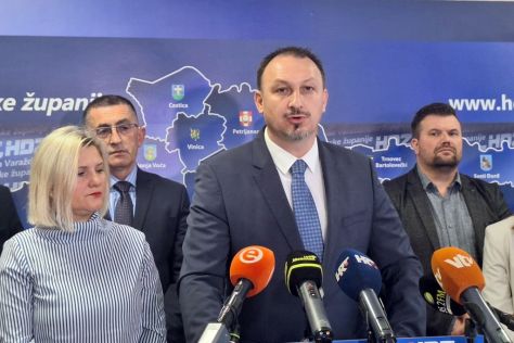 hdz vzz press 7 1.jpeg