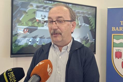 trnovec-potpisivanje ugovora-vatrogasni dom 2.jpeg