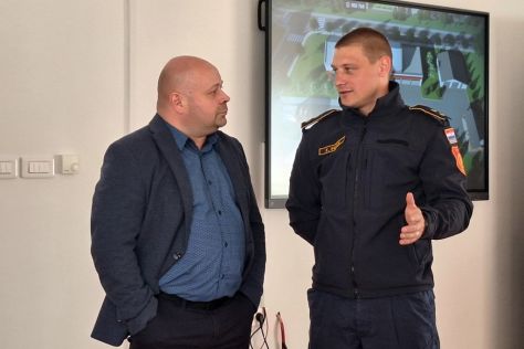 trnovec-potpisivanje ugovora-vatrogasni dom 20.jpeg