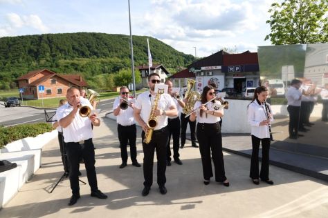bednja-palenje svijeca 12.jpeg