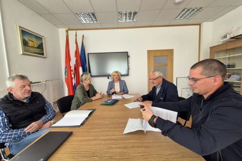 trnovec-potpisivanje ugovora-sredista-obilazak 5.jpeg