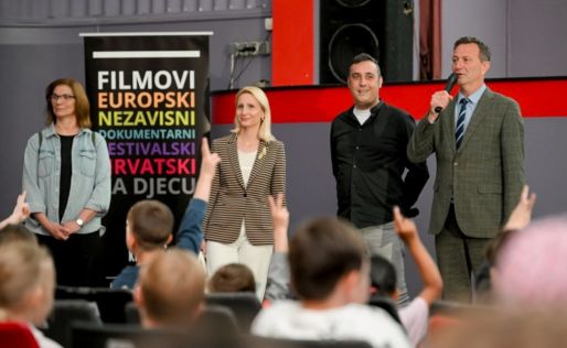 batch_vafi-i-rafi-naslovna_6a0afb28bf5f5.jpg