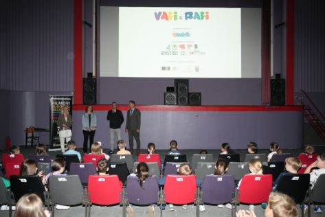 batch_vafi-i-rafi2_6a0afb28cb56e.jpg