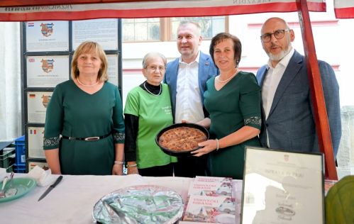 batch_Izlozba_bucinog_ulja 11.jpg
