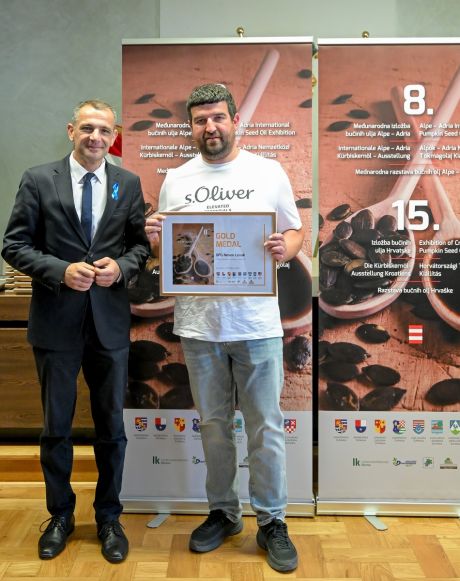 Izlozba_bucinog_ulja 48  kopija.jpg