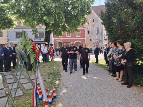 Polaganje vijenaca Dan drzavnosti 15 20260528.jpg