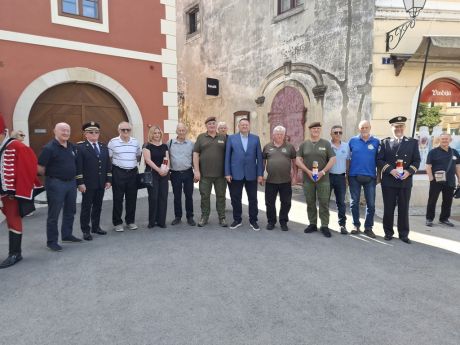 Polaganje vijenaca Dan drzavnosti 31 20260528.jpg