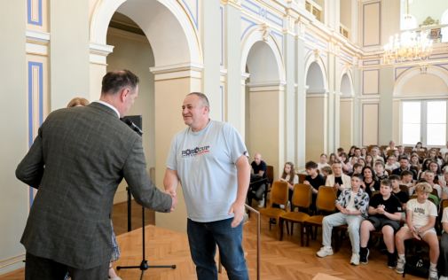 batch_nagradeni-ucenici-16-_6a281bfb86af1.jpg