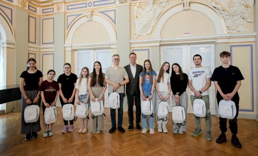 batch_nagradeni-ucenici-26-_6a281c58a8d96.jpg