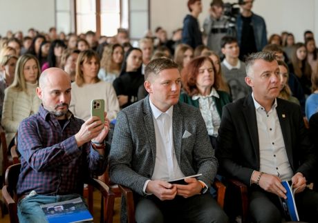 batch_Erasmus 7.jpg
