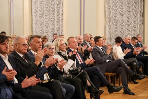 batch_prva_gimnazija_varazdin_390_godina_2026  2.jpg