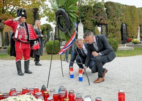 batch_Polaganje_vijenaca 2.jpg