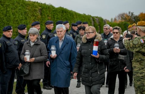 batch_Polaganje_vijenaca 28.jpg