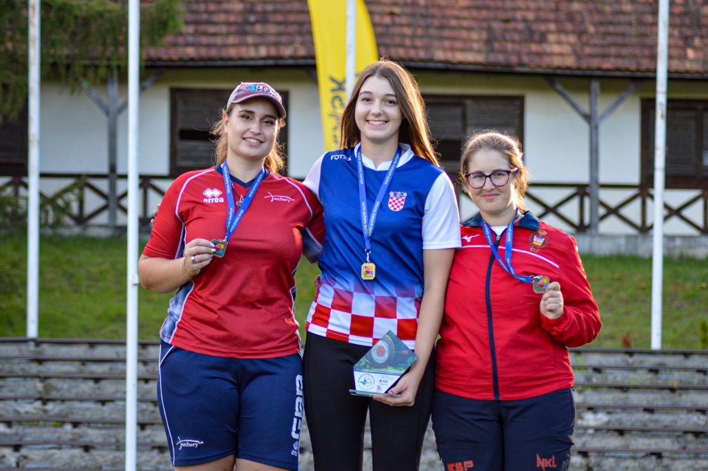 amanda mlinaric 20251007