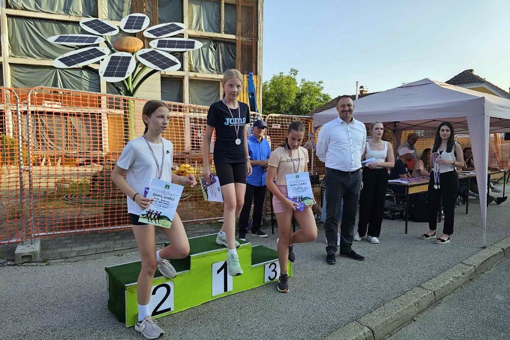 utrka grada novog marofa 12 20250615